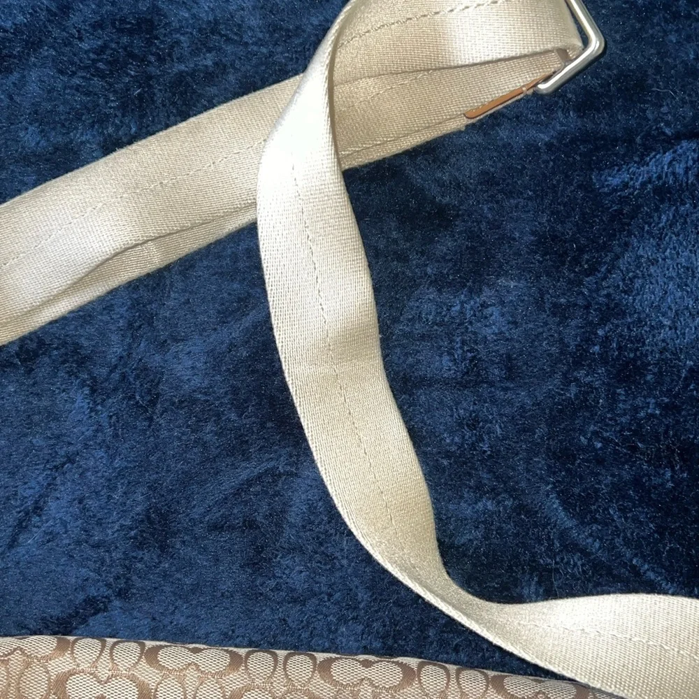 Vintage Coach Messenger Bag - Picture 3 of 10